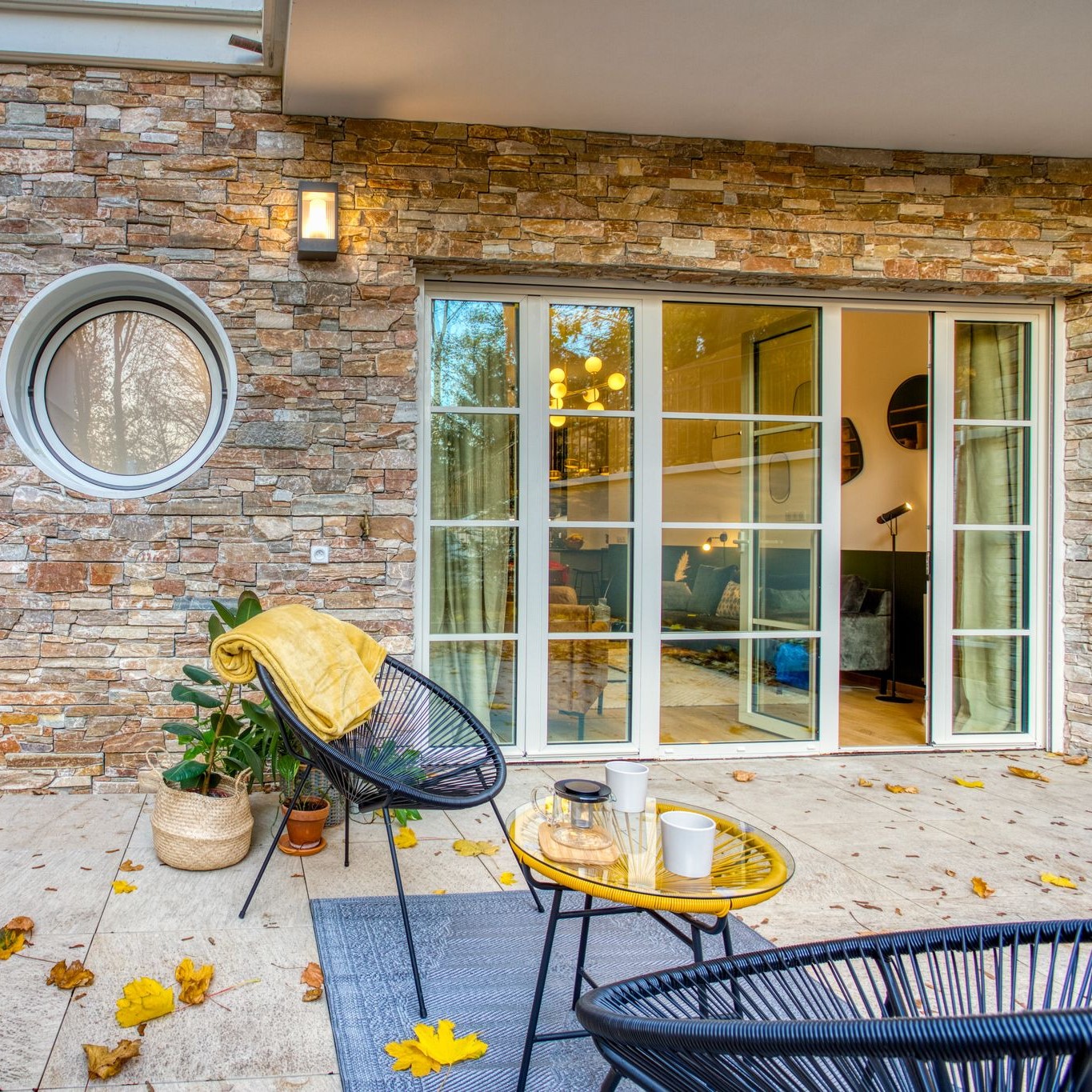 Terrasse en rez-de-chaussée d'un appartement type F2