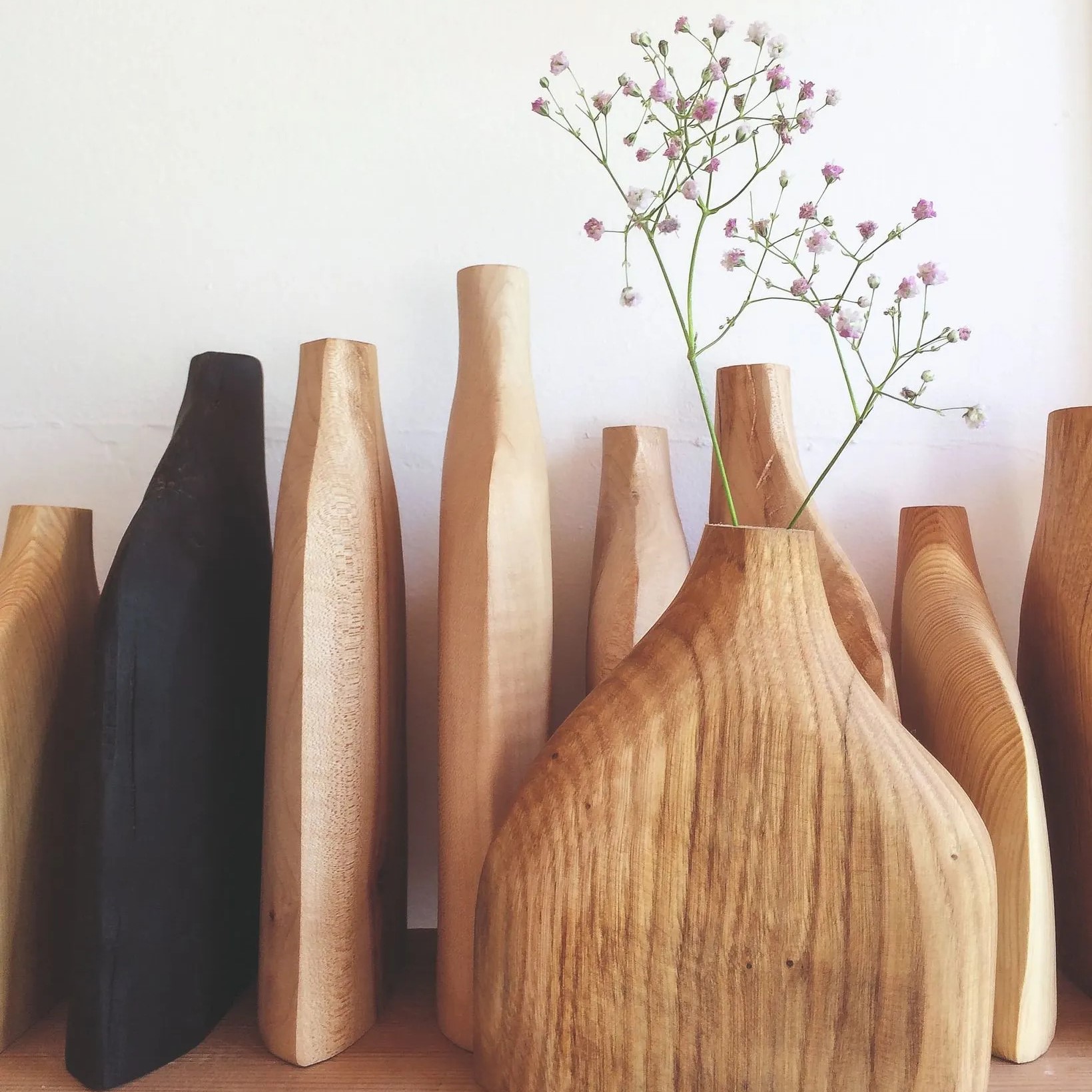 Vases en bois