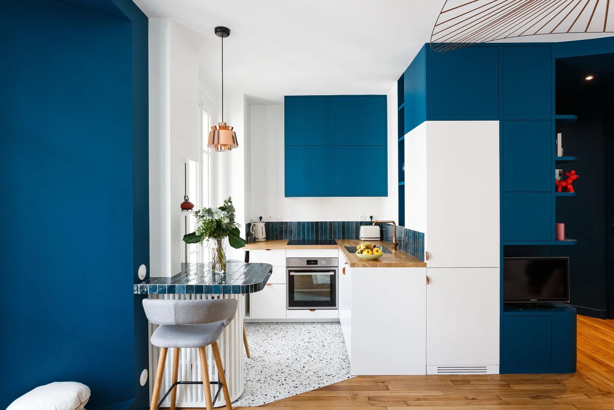 cuisine colorée en bleu 