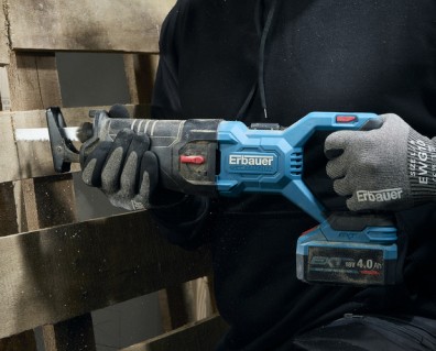 Scie sabre sans fil 18V antivibrations LED